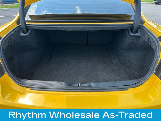 Used 2018 Dodge Charger R/T RWD image 16