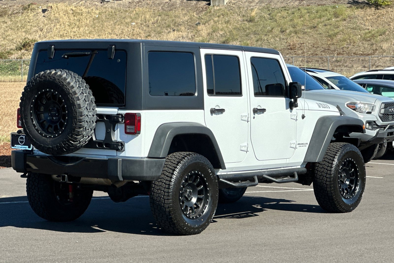 Used 2017 Jeep Wrangler Unlimited Sport image 3