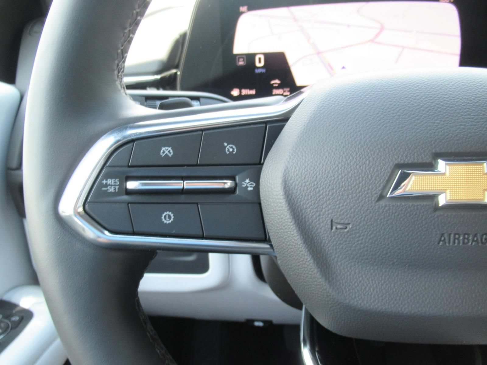 Used 2026 Chevrolet Suburban Premier AWD/4WD image 24