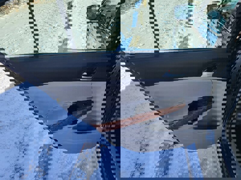 Used 2011 Honda Accord EX image 25