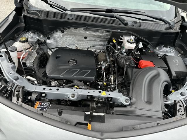 Used 2025 Buick Encore GX Avenir w/ Avenir Technology Package AWD/4WD image 20