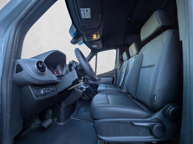 New 2026 Mercedes-Benz Sprinter 2500 image 4