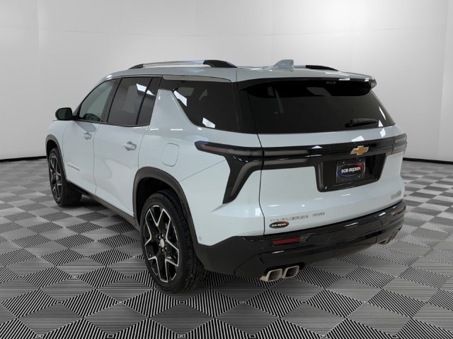 Certified 2026 Chevrolet Traverse High Country AWD/4WD image 3