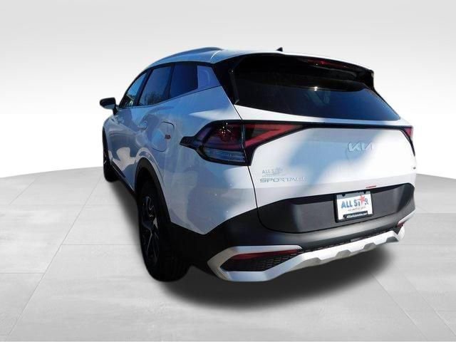 Used 2025 Kia Sportage EX image 7