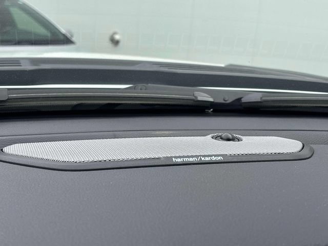 New 2026 RAM 1500 Laramie AWD/4WD image 11