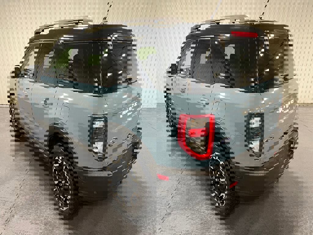 Used 2022 Ford Bronco Sport Outer Banks image 17