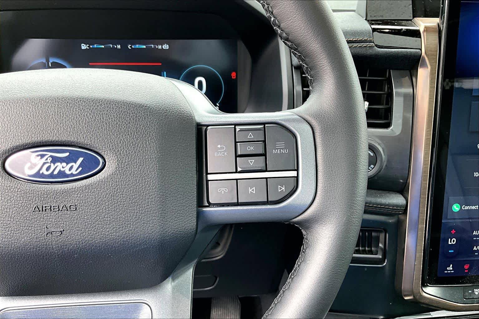 Used 2025 Ford F150 Lightning Lariat AWD/4WD image 24