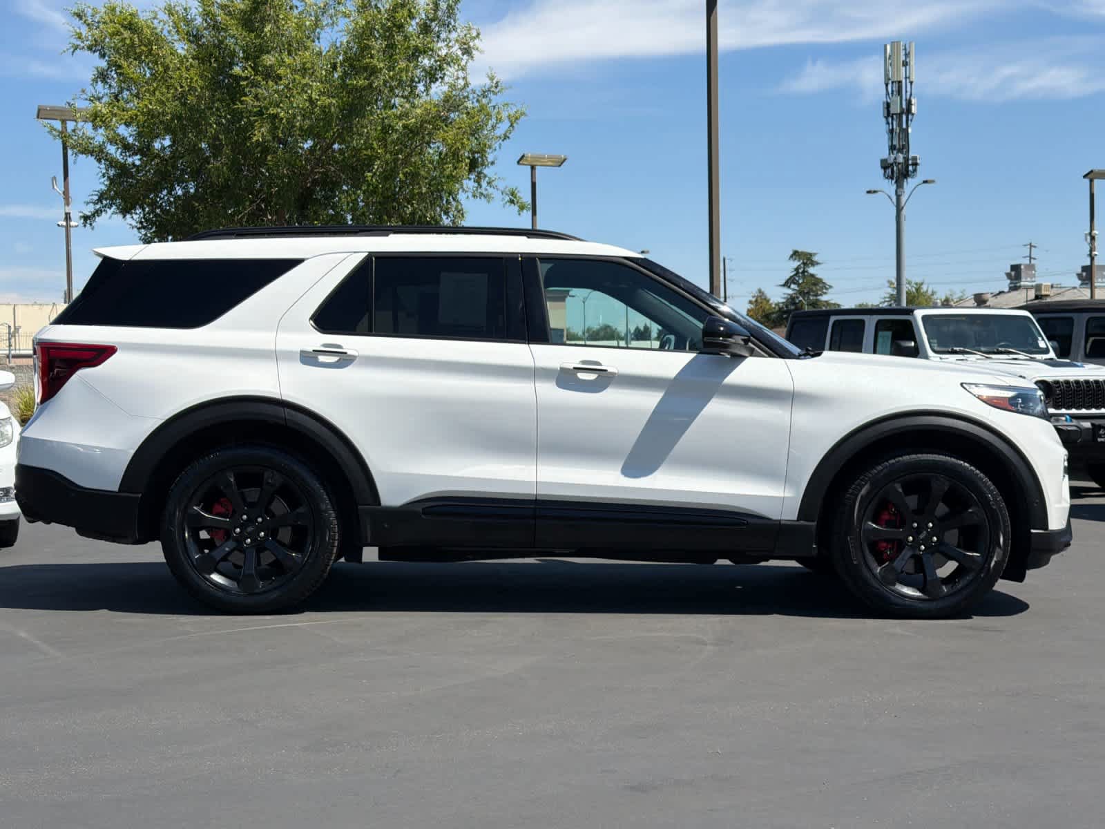 Used 2021 Ford Explorer ST w/ Equipment Group 401A AWD/4WD image 6