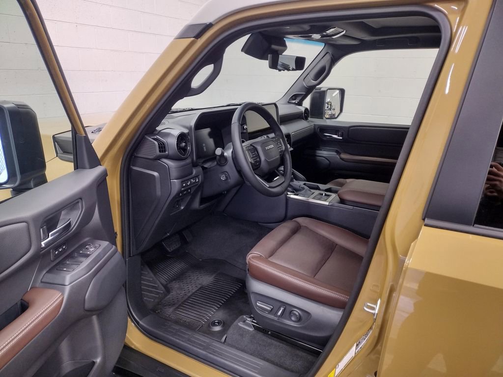 Used 2025 Toyota Land Cruiser image 22
