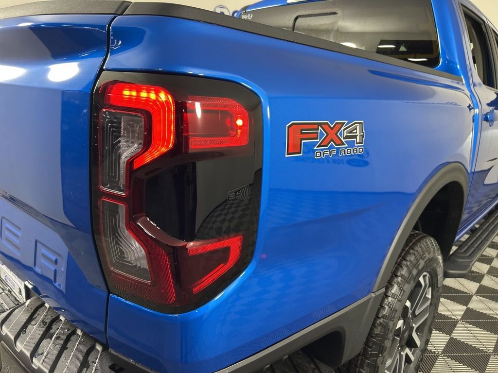 New 2025 Ford Ranger Lariat w/ FX4 Off-Road Package image 8