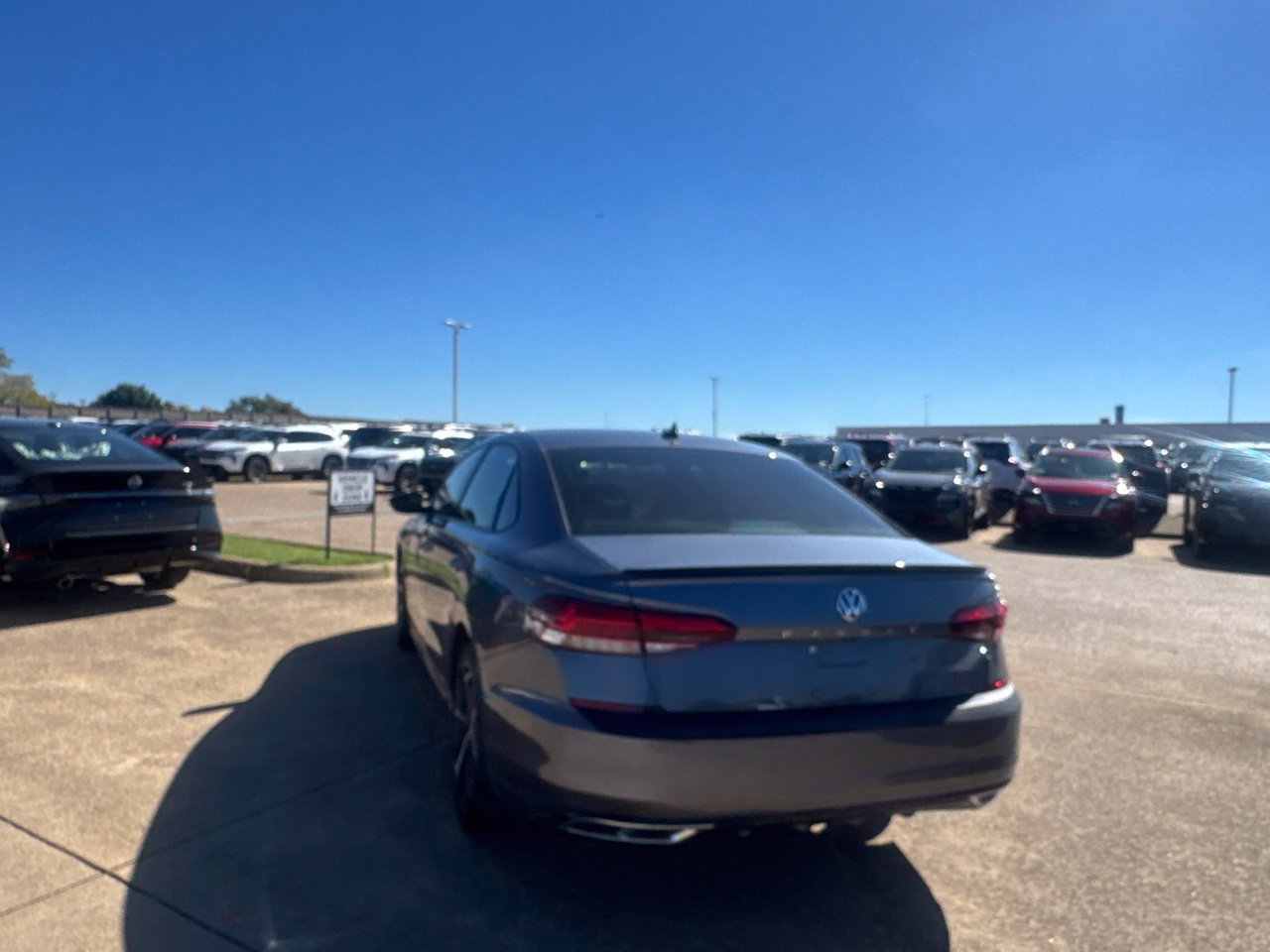 Used 2022 Volkswagen Passat 2.0T R-Line FWD image 20