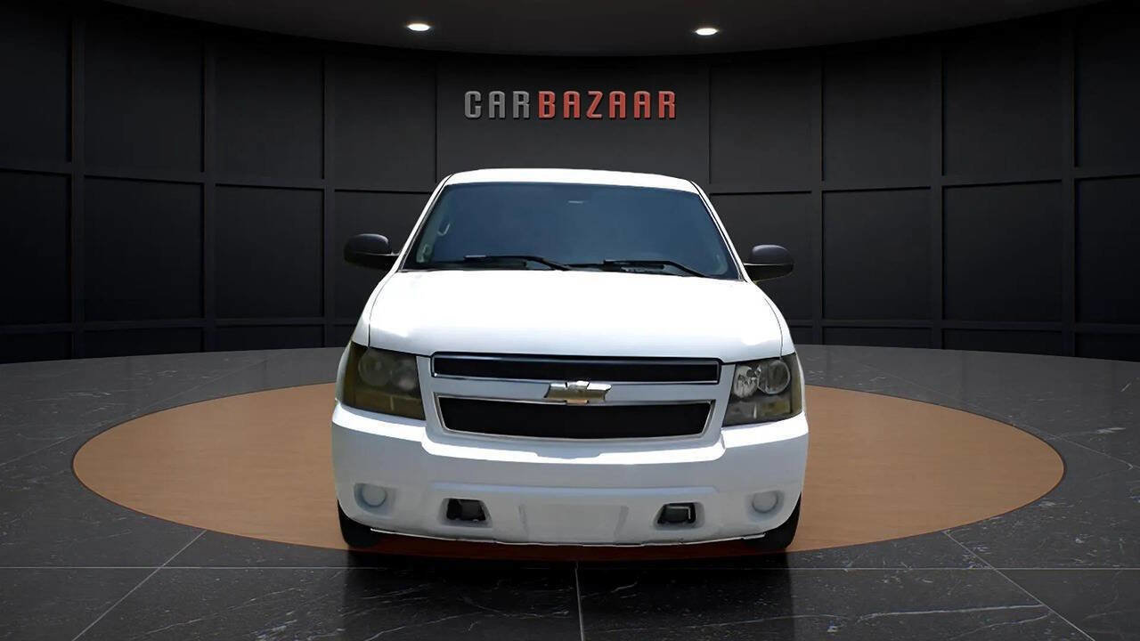 Used 2010 Chevrolet Tahoe LS w/ Interior Plus Package image 4