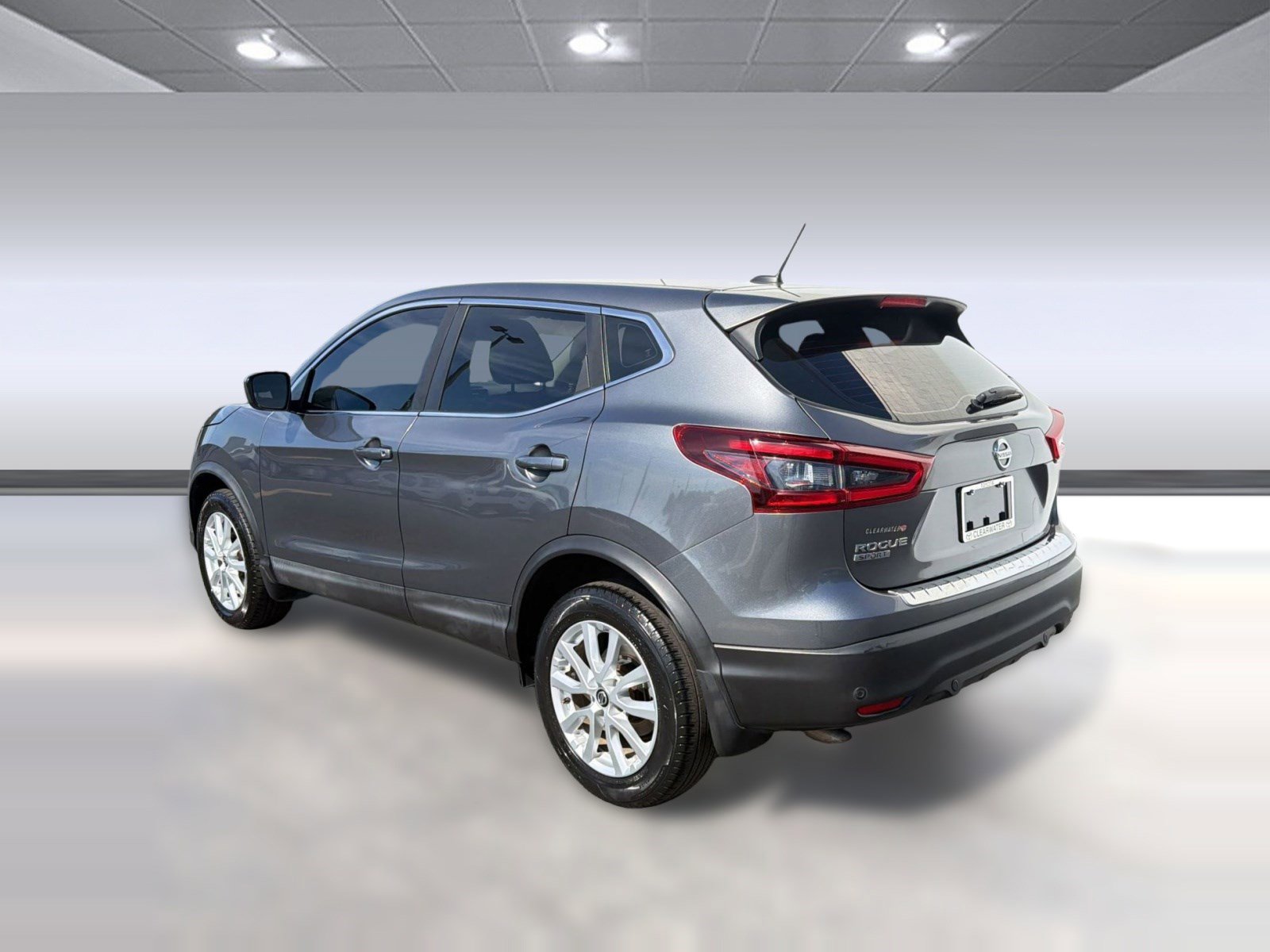 Used 2020 Nissan Rogue Sport S w/ Appearance Package FWD image 3