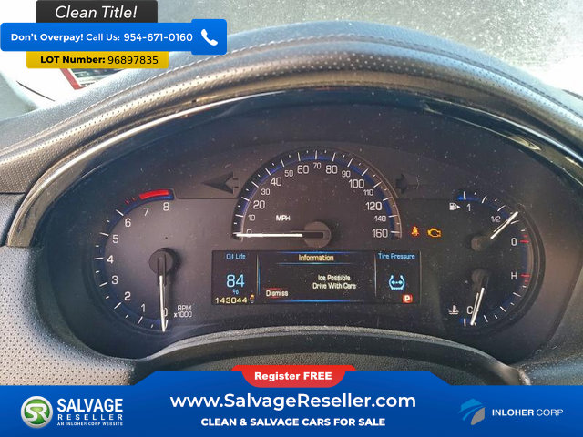 Used 2013 Cadillac XTS image 2