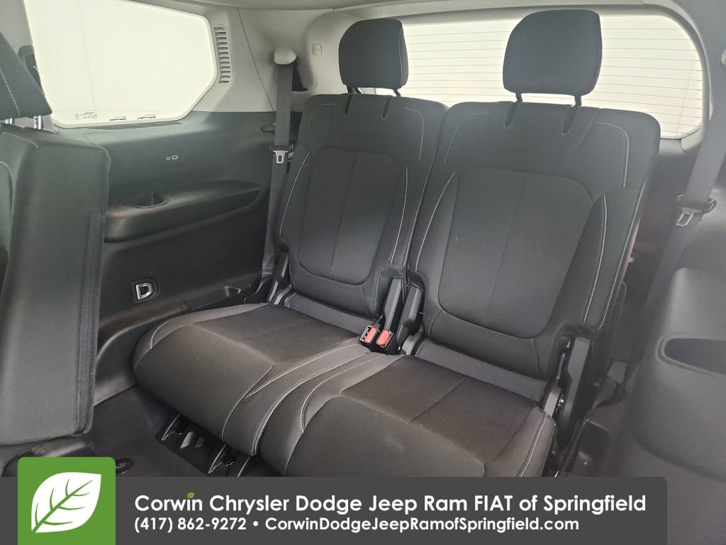 Certified 2023 Jeep Grand Cherokee L Laredo w/ Luxury Tech Group I image 32