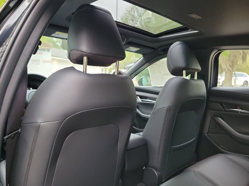 New 2026 MAZDA MAZDA3 2.5 S Hatchback w/ Premium Pkg FWD image 11