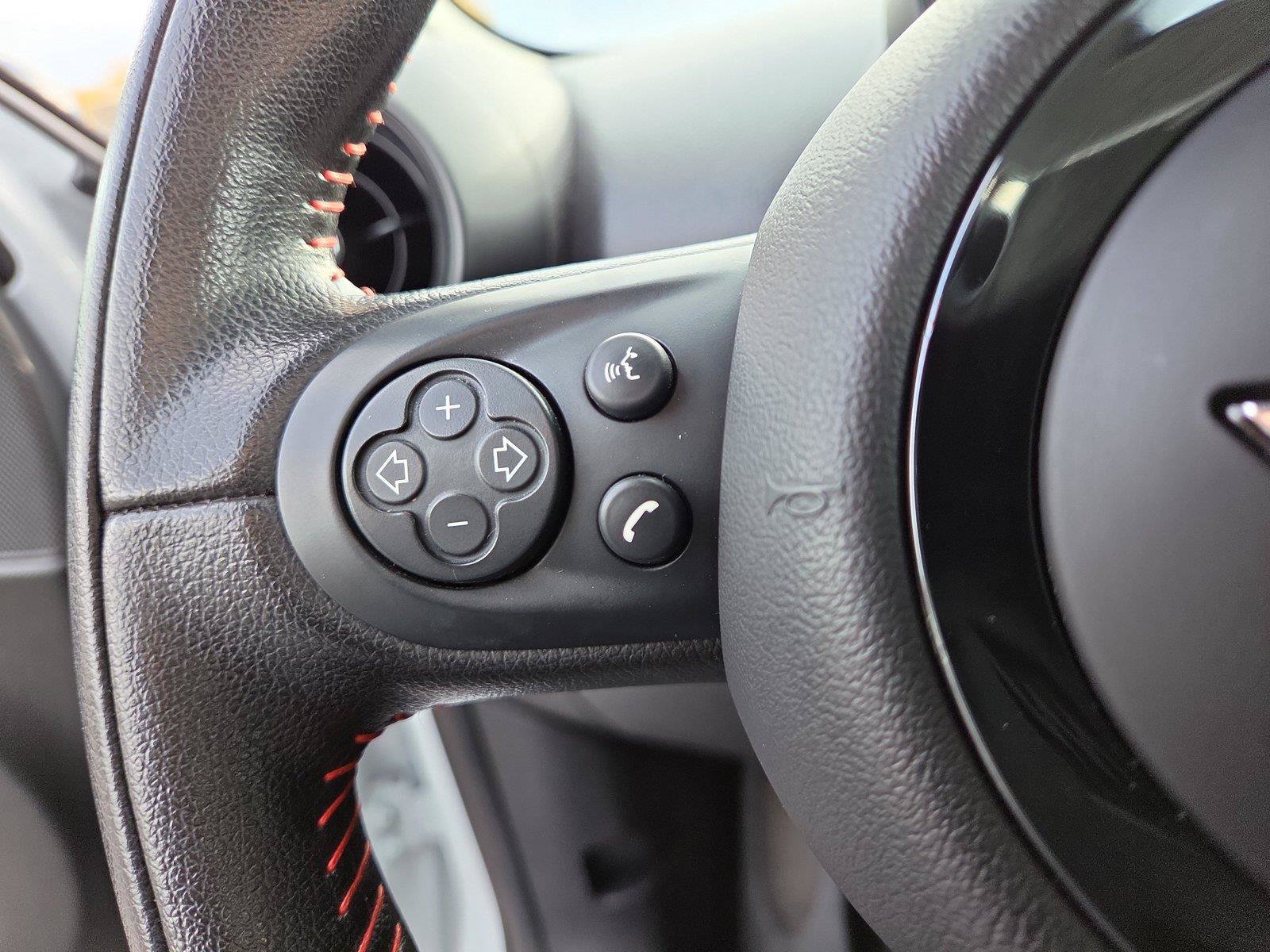 Used 2016 MINI Cooper Countryman FWD image 13