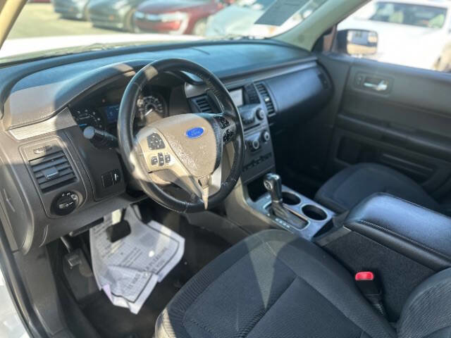 Used 2015 Ford Flex SE image 9