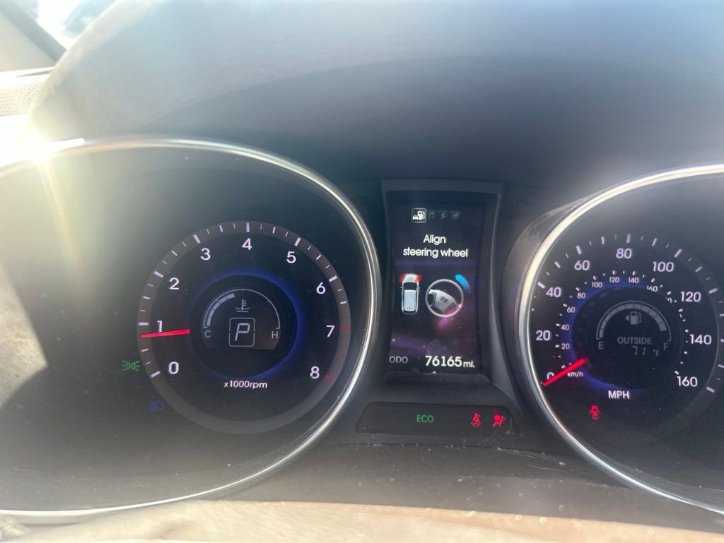Used 2015 Hyundai Santa Fe Sport w/ Option Group 03 FWD image 9