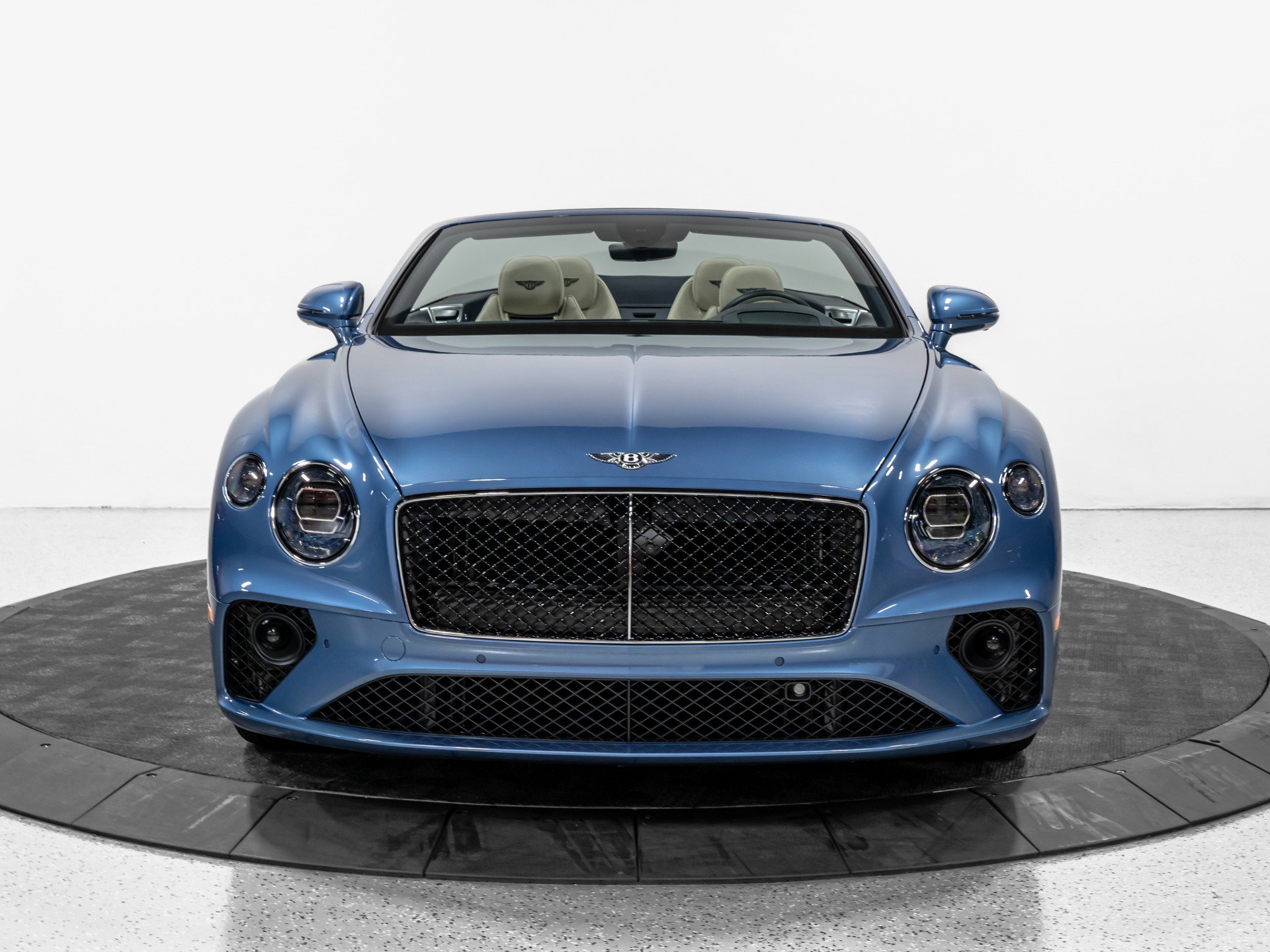 Used 2024 Bentley Continental GT V8 AWD/4WD image 13