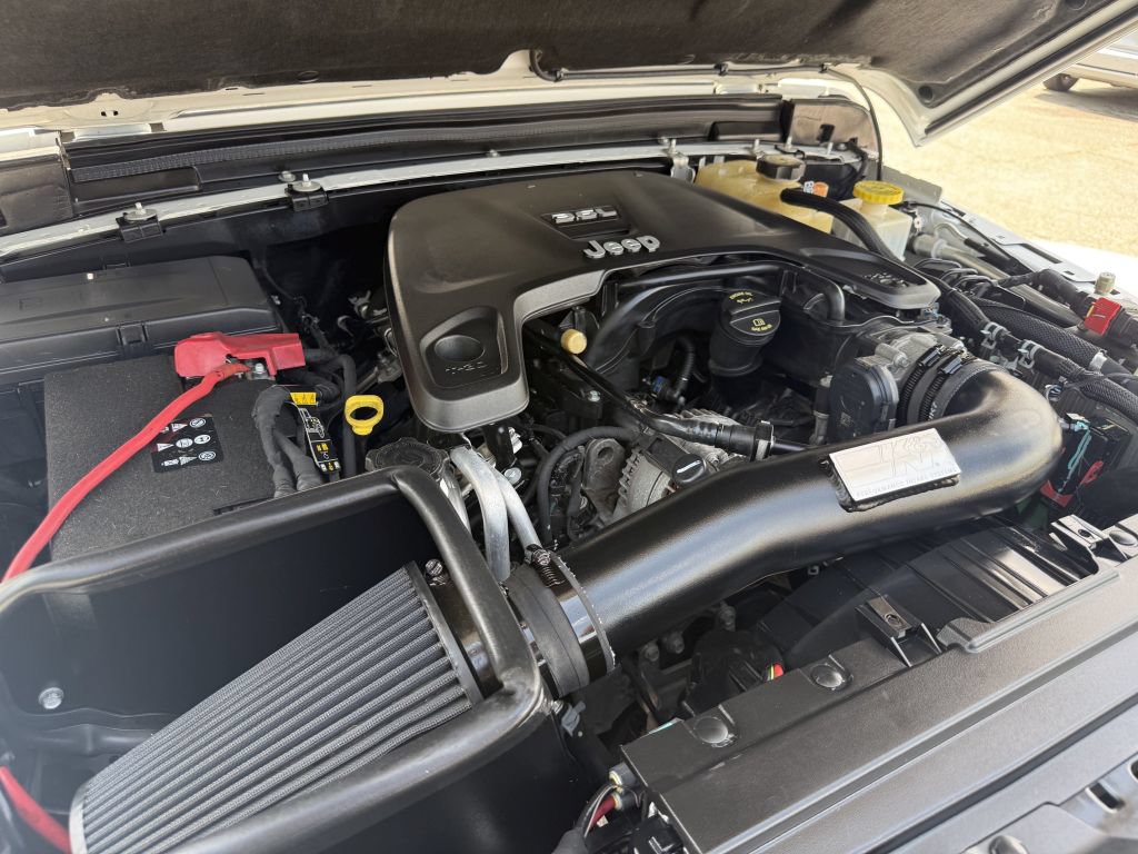 Used 2020 Jeep Gladiator Rubicon AWD/4WD image 25
