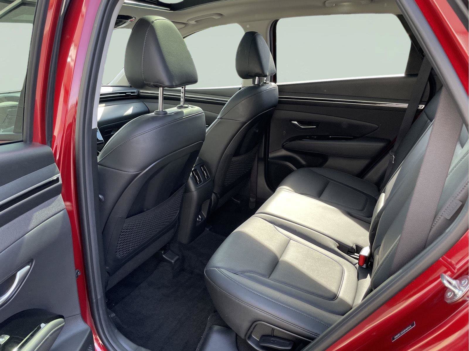Used 2024 Hyundai Tucson Limited AWD/4WD image 14