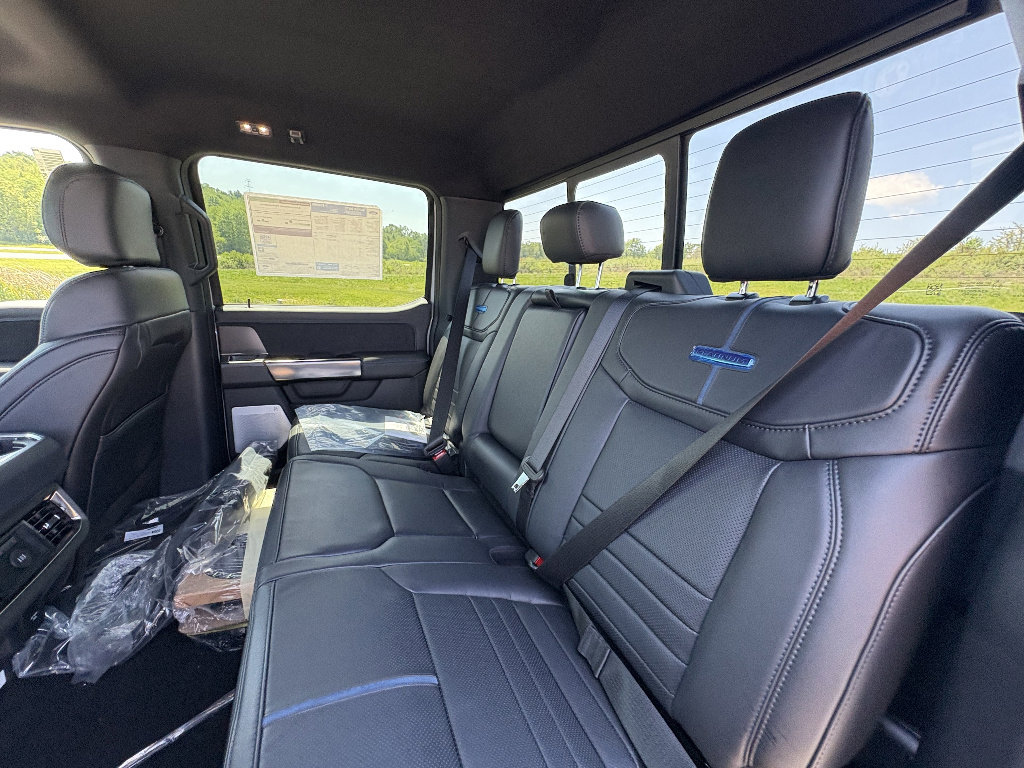 New 2026 Ford F350 Platinum w/ Tremor Off-Road Package AWD/4WD image 19