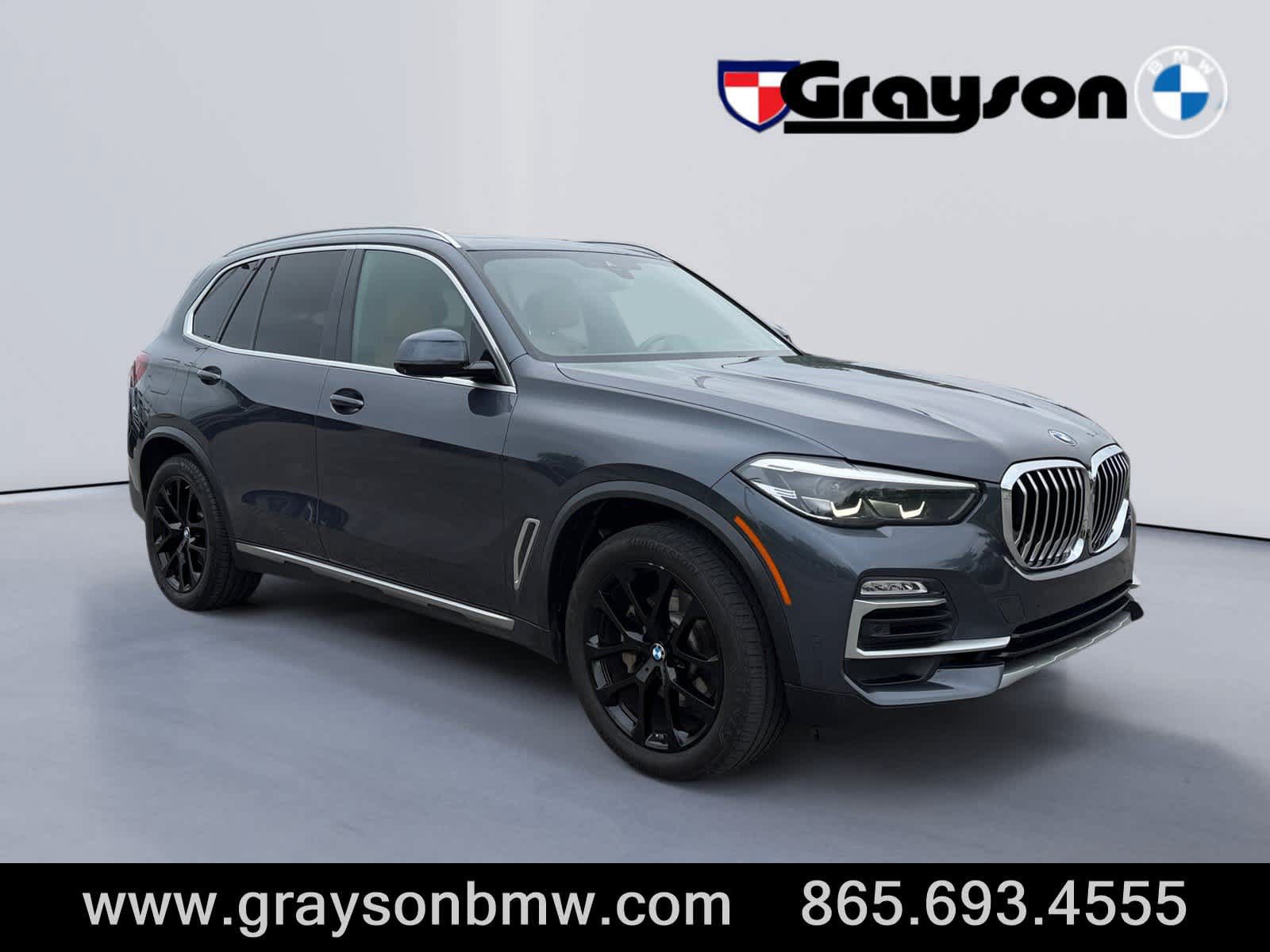 Used 2021 BMW X5 xDrive40i w/ Premium Package 2