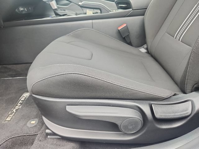 Used 2025 Hyundai Elantra Sport w/ Cargo Package FWD image 24