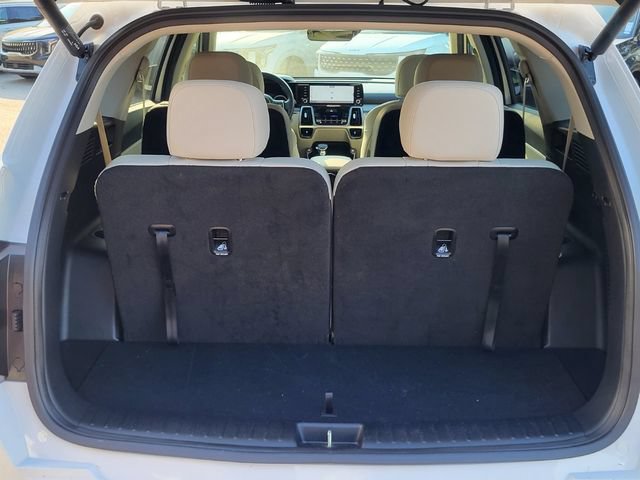 Certified 2023 Kia Sorento SX AWD/4WD image 4