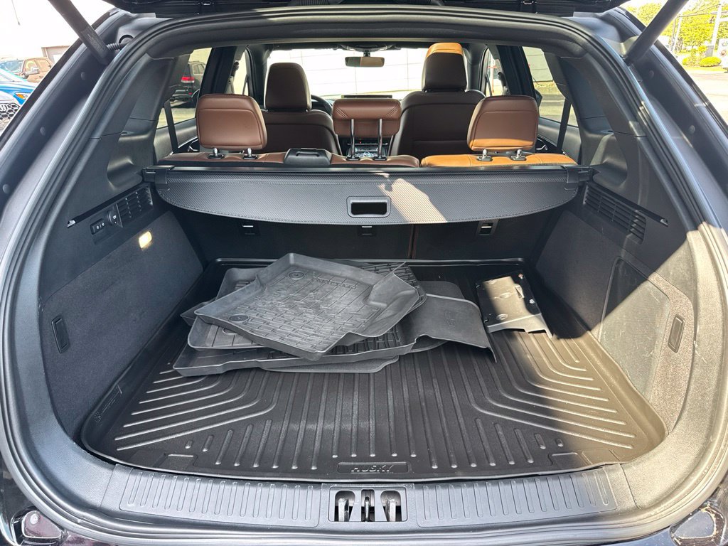 Used 2023 Lincoln Nautilus Reserve AWD/4WD image 57