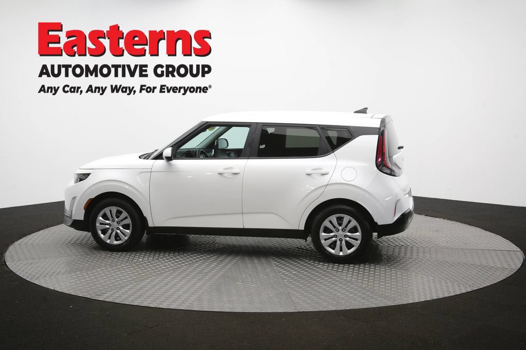 Used 2023 Kia Soul LX FWD image 59