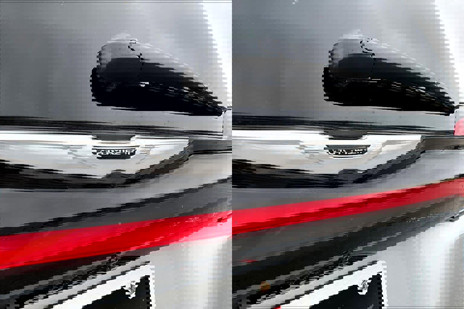 Used 2023 Chrysler Pacifica Touring-L image 31