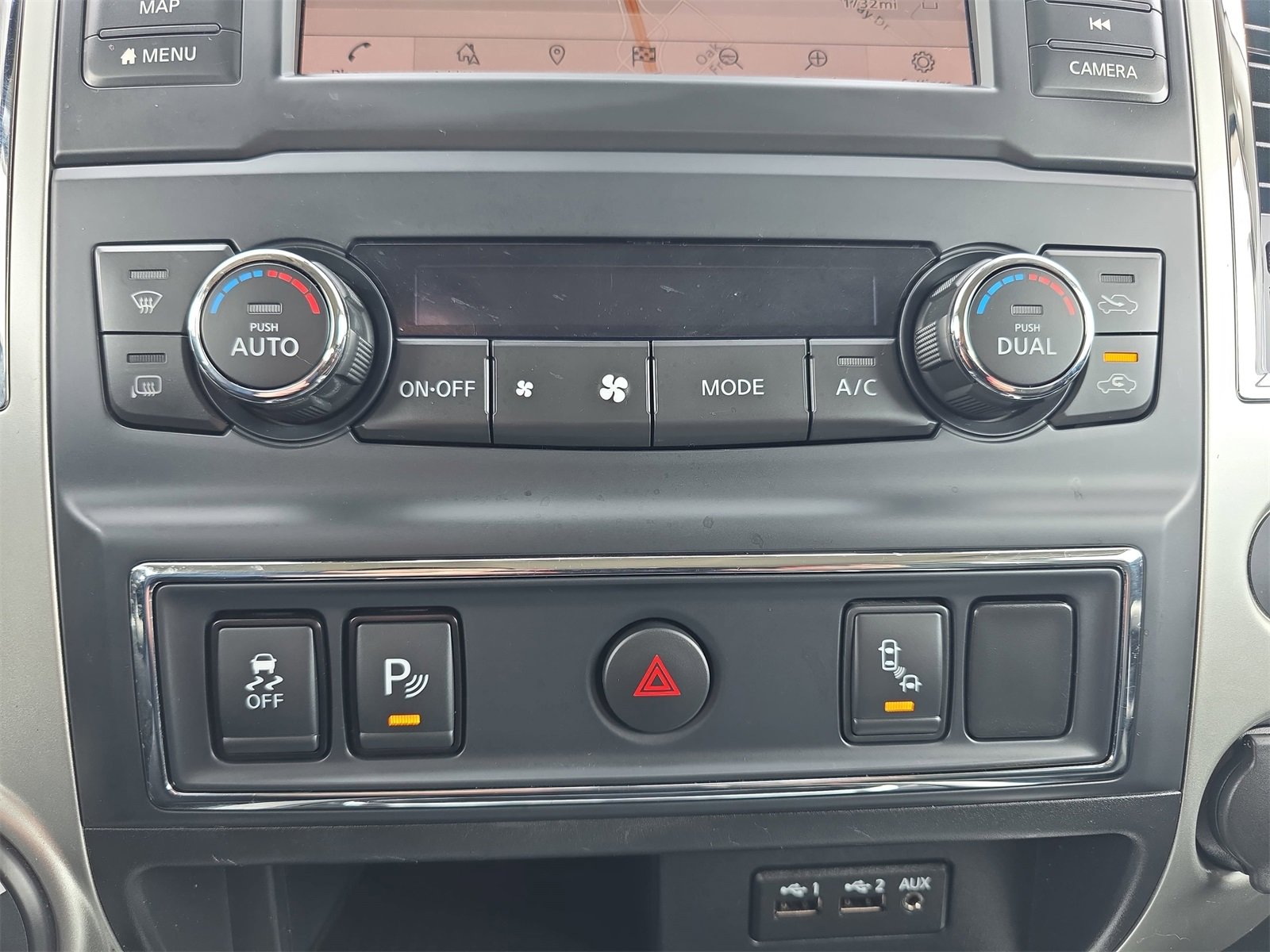 Used 2019 Nissan Titan PRO-4X image 24