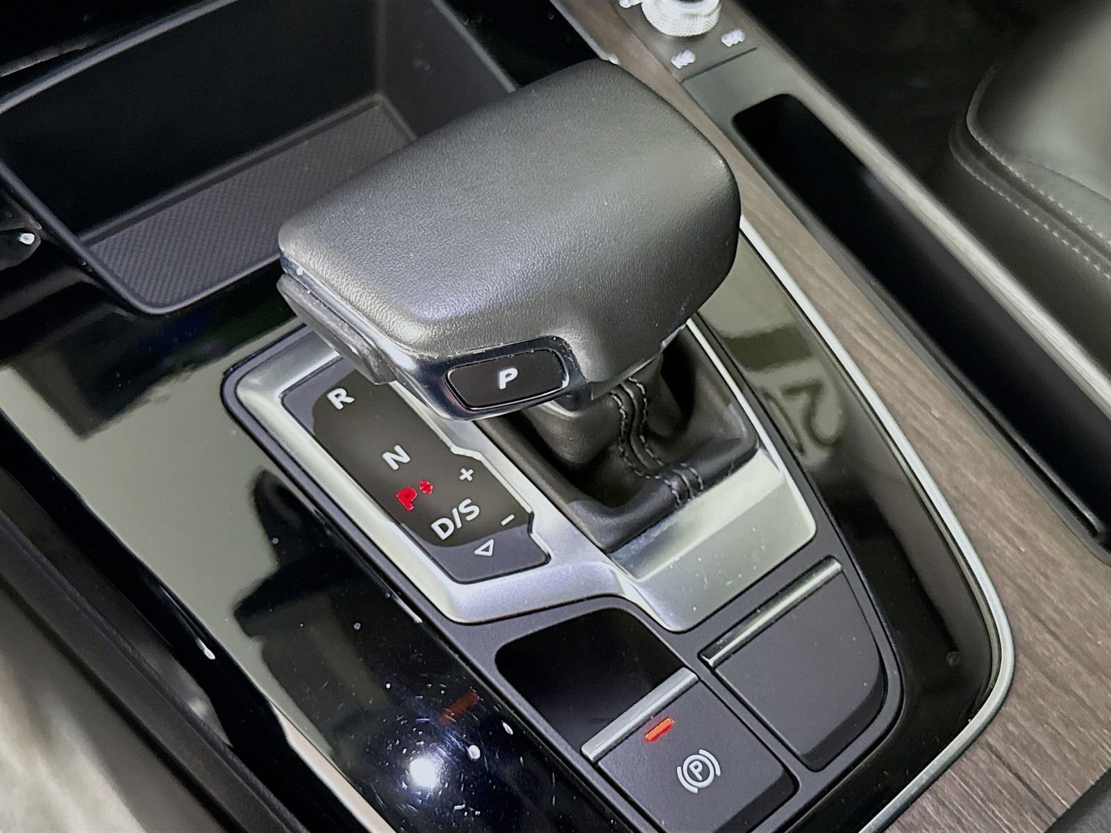 Certified 2023 Audi Q5 2.0T Premium w/ Convenience Package image 16