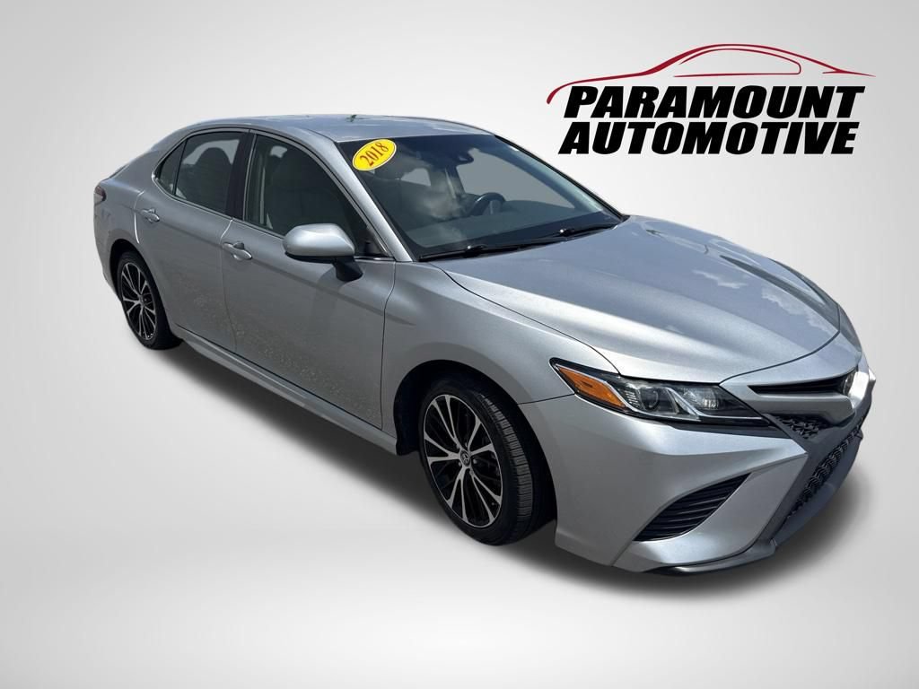 Used 2018 Toyota Camry SE FWD image 3