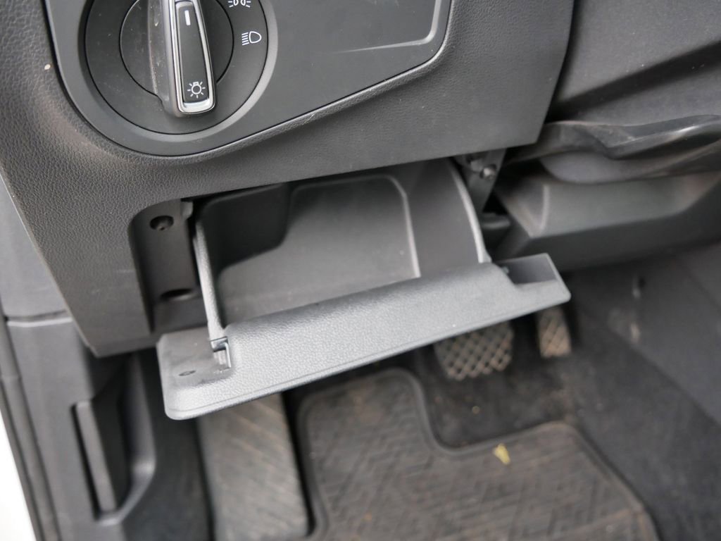 Used 2020 Volkswagen Tiguan SE w/ Panoramic Sunroof Package image 54