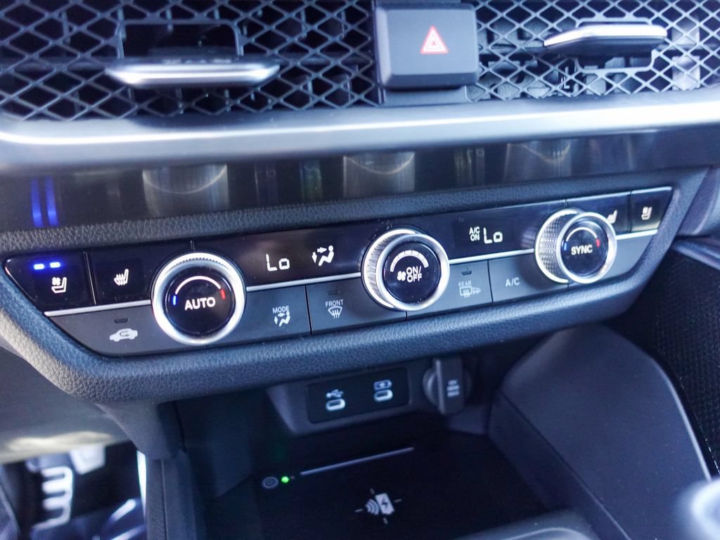Certified 2025 Acura ADX A-Spec AWD/4WD image 18