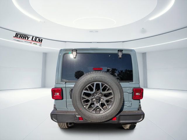 New 2026 Jeep Wrangler Sahara w/ Technology Group image 4