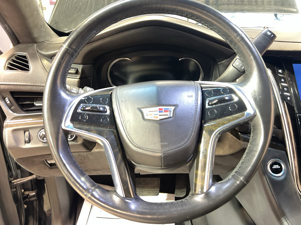 Used 2016 Cadillac Escalade Platinum AWD/4WD image 16