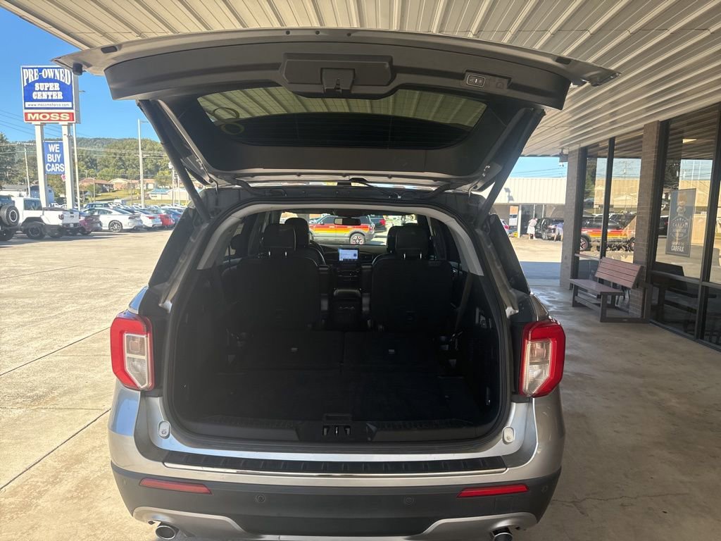 Used 2021 Ford Explorer Limited w/ Equipment Group 301A image 27