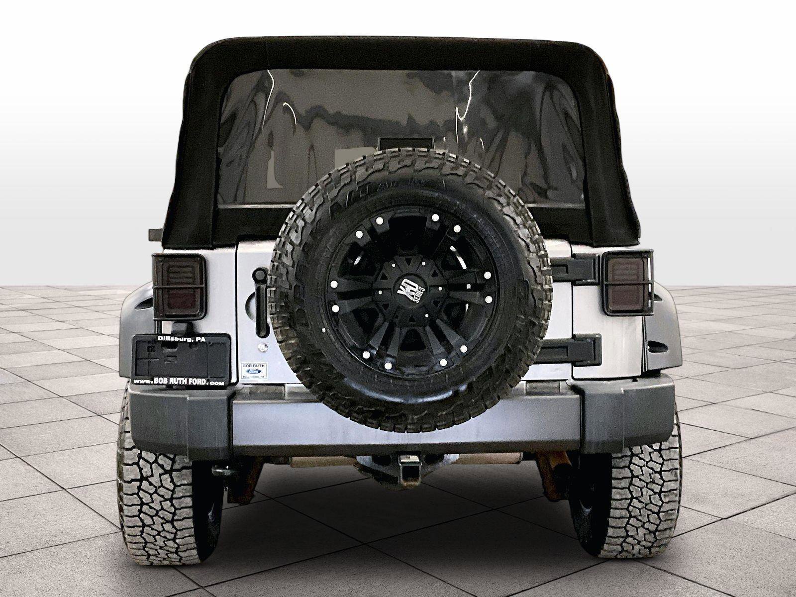 Used 2016 Jeep Wrangler Unlimited Sport AWD/4WD image 5