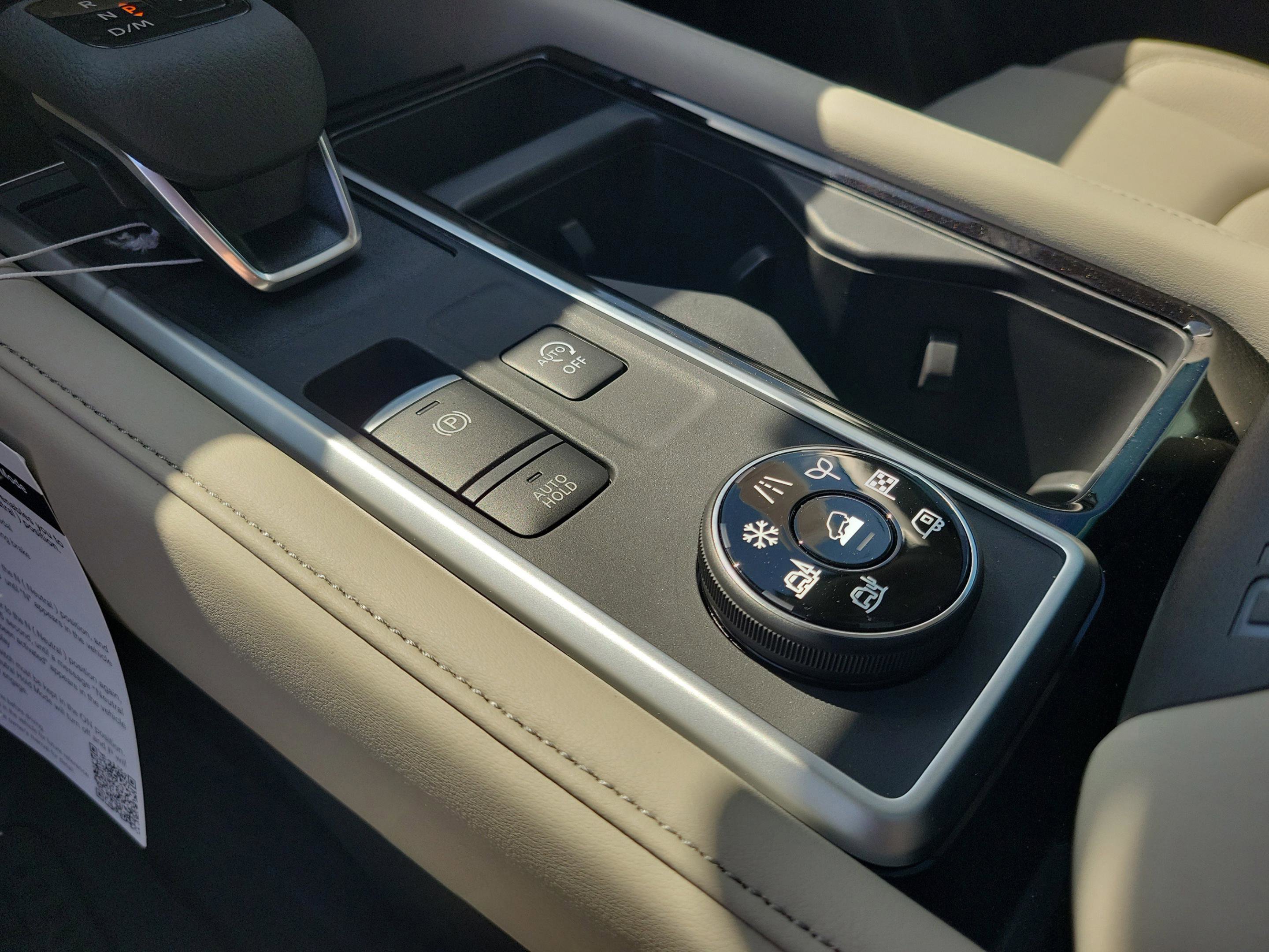 New 2026 Nissan Pathfinder SL image 36