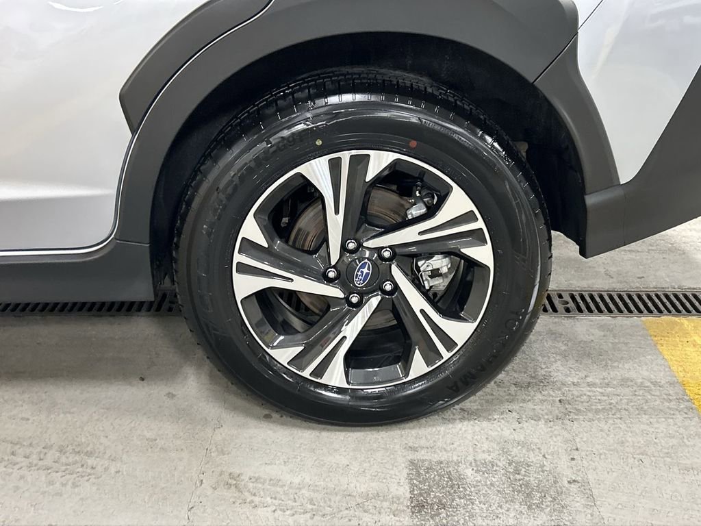 Certified 2025 Subaru Crosstrek 2.0i Premium image 11