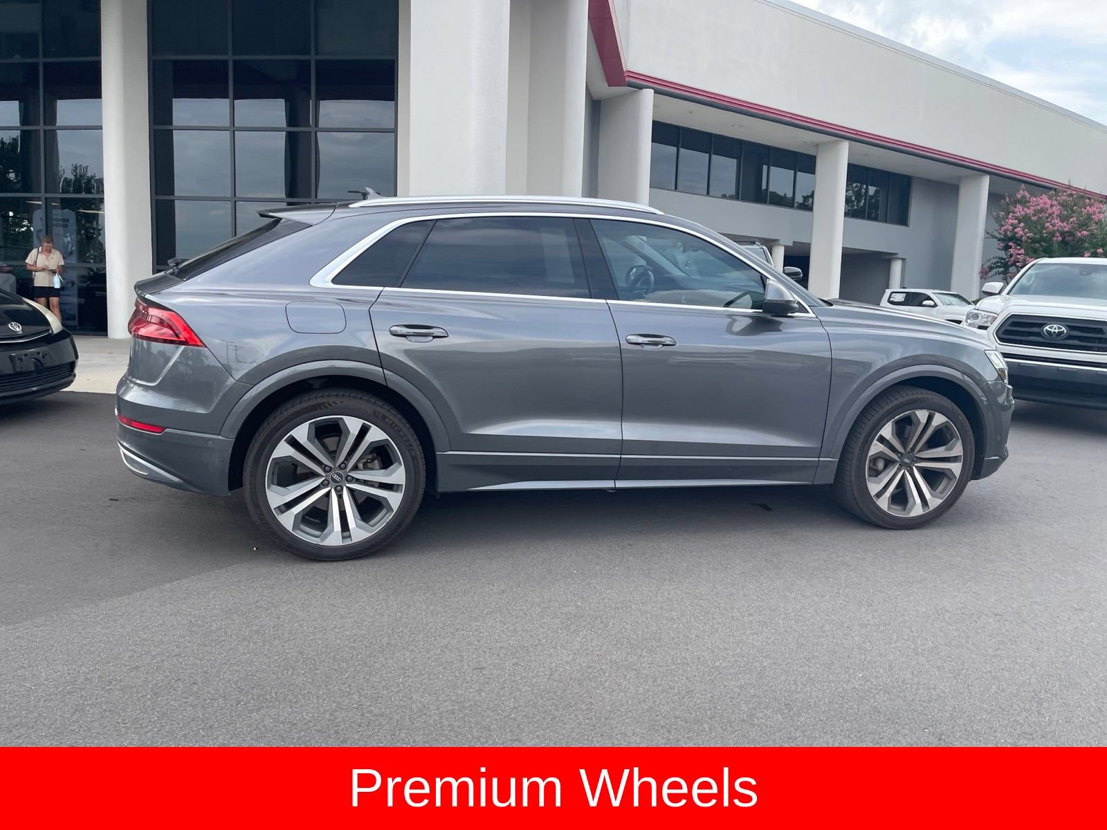 Used 2021 Audi Q8 Premium Plus w/ Premium Plus Package AWD/4WD image 11