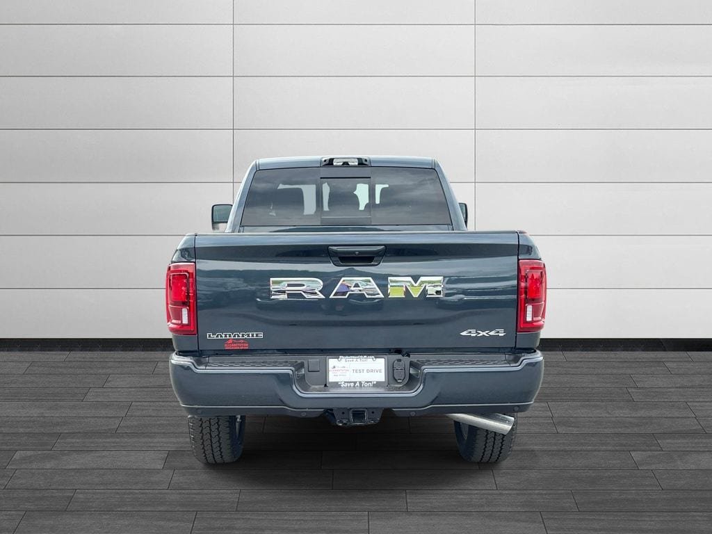 New 2026 RAM 2500 Laramie AWD/4WD image 4