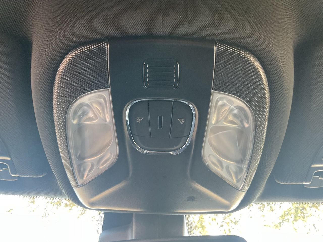Used 2025 Jeep Compass Limited AWD/4WD image 16