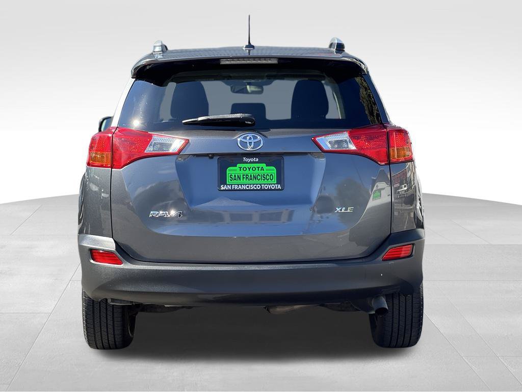 Used 2015 Toyota RAV4 XLE FWD image 4
