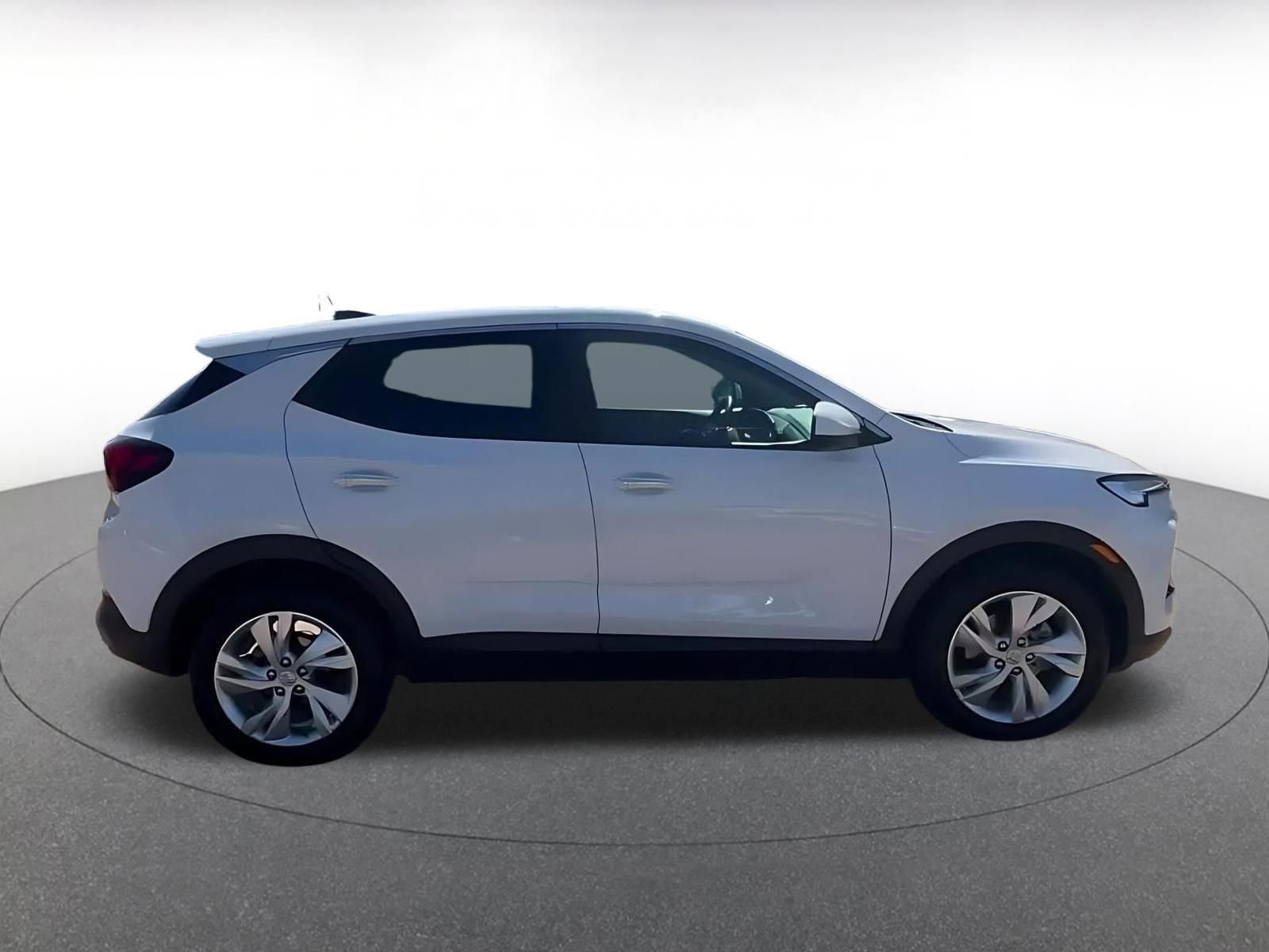 Used 2025 Buick Encore GX Preferred FWD image 16