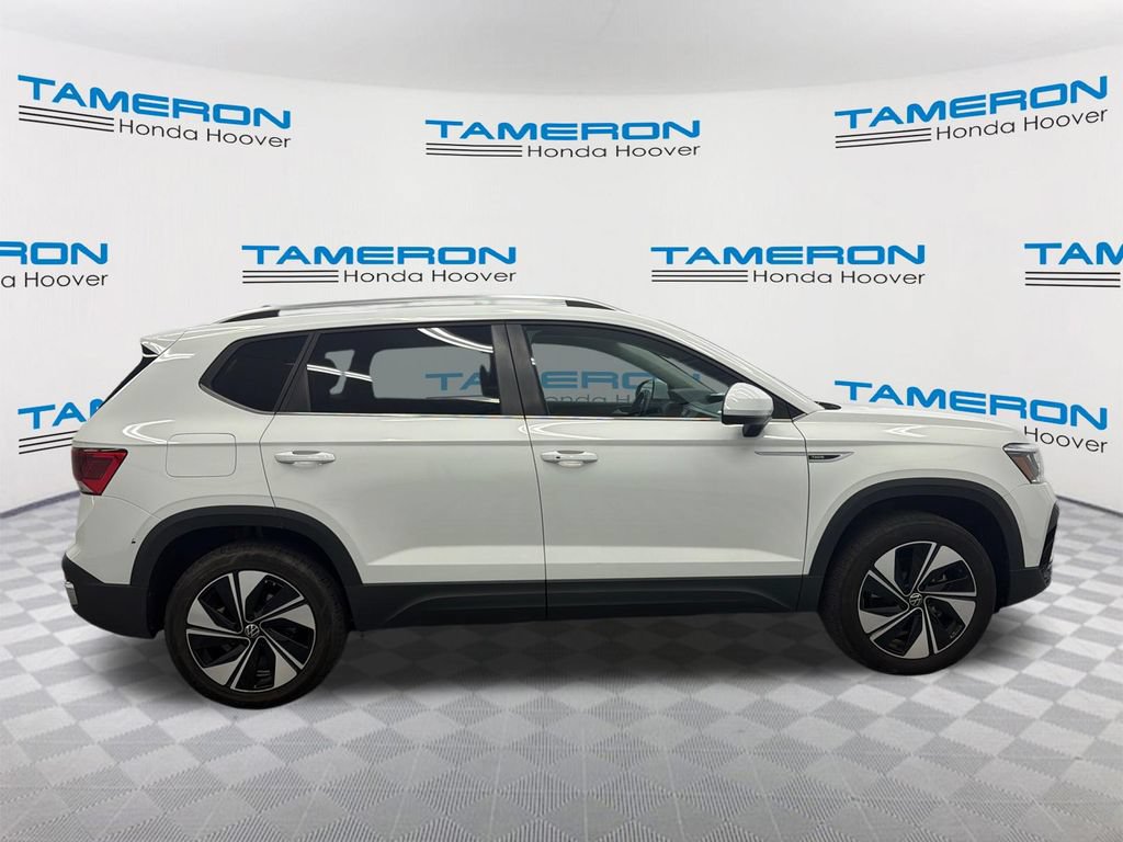 Used 2024 Volkswagen Taos SE AWD/4WD image 6